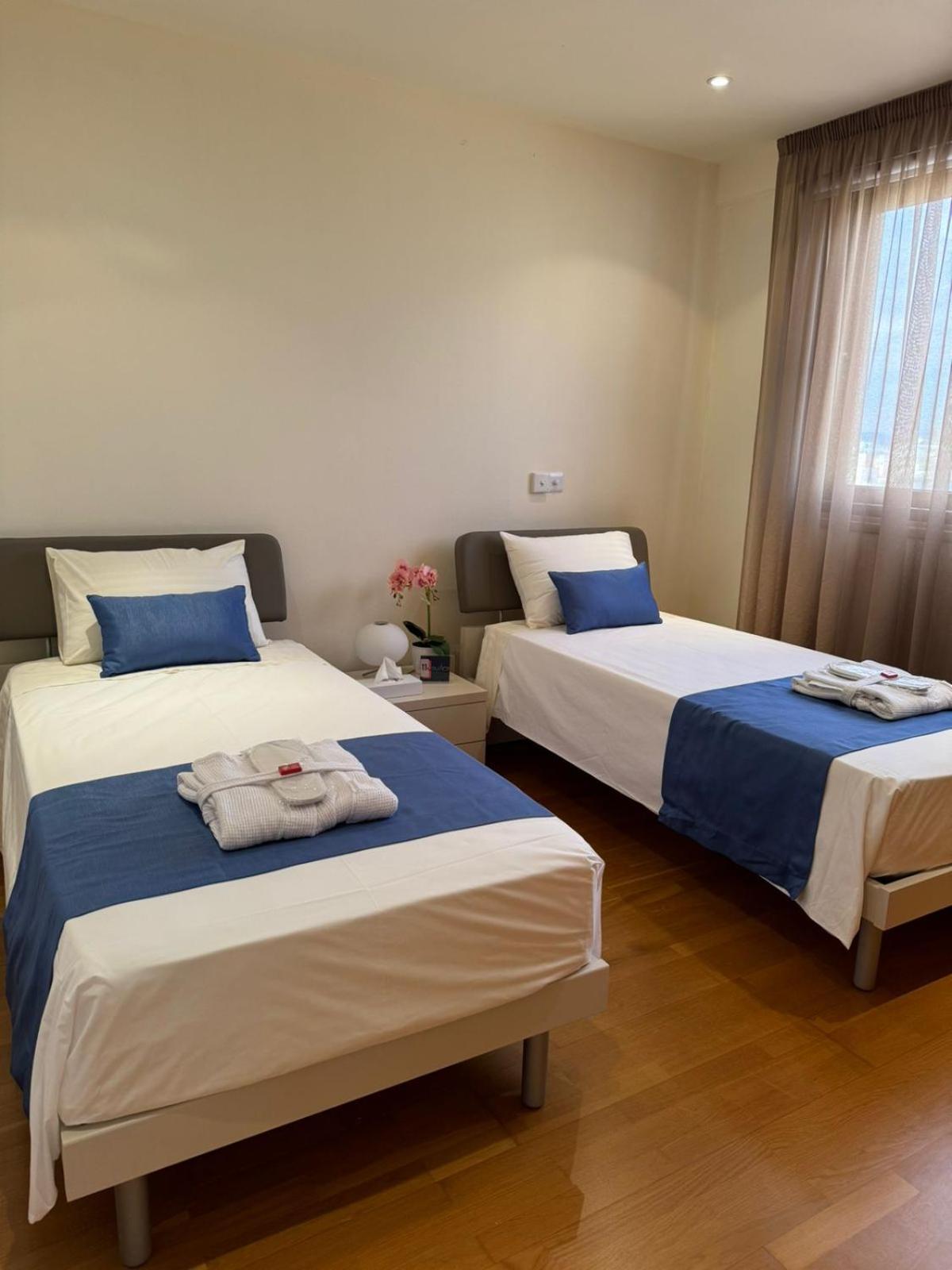 11 Suites - Golden Sunrise Suite Larnaca Oda fotoğraf