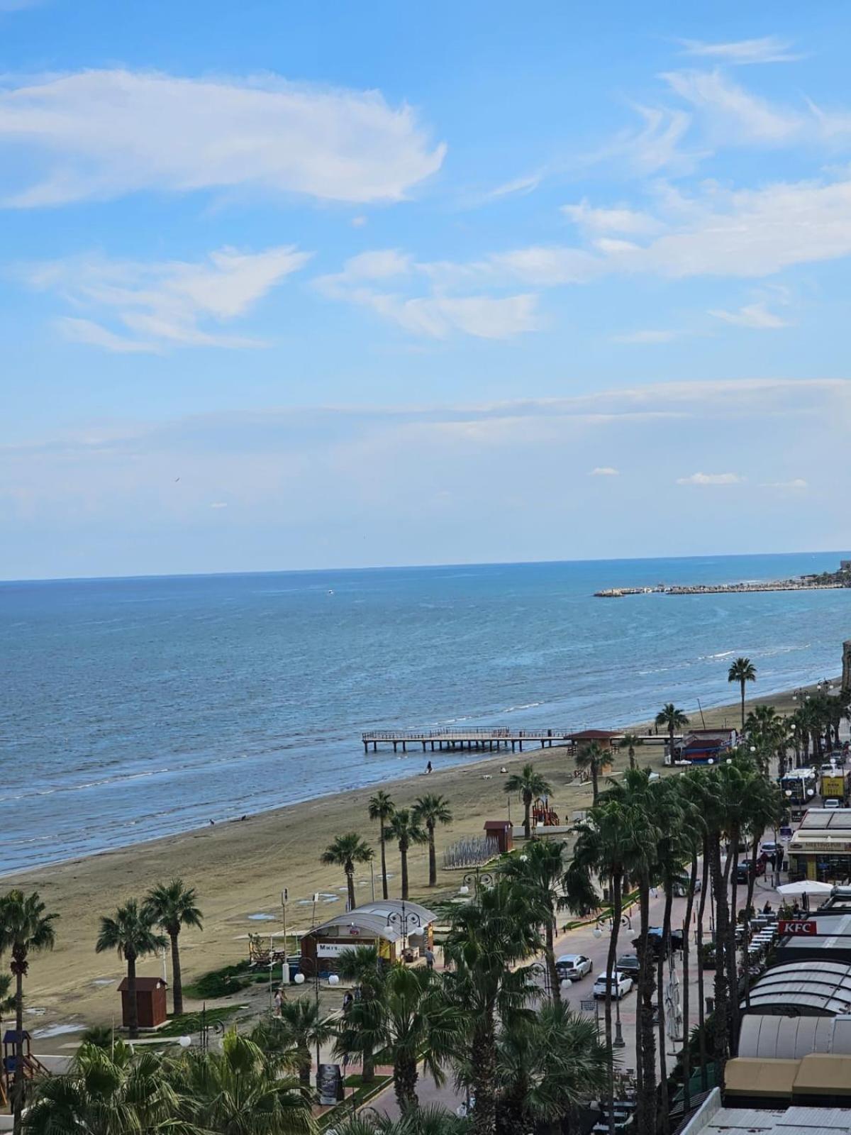 11 Suites - Golden Sunrise Suite Larnaca Oda fotoğraf